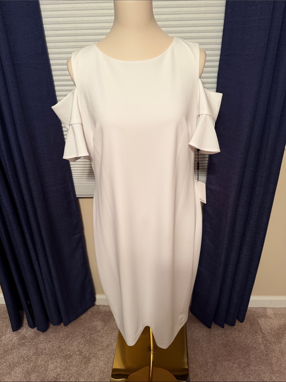 NWT Calvin Klein Cold-Shoulder Ruffle Short Sleeve Dress in White